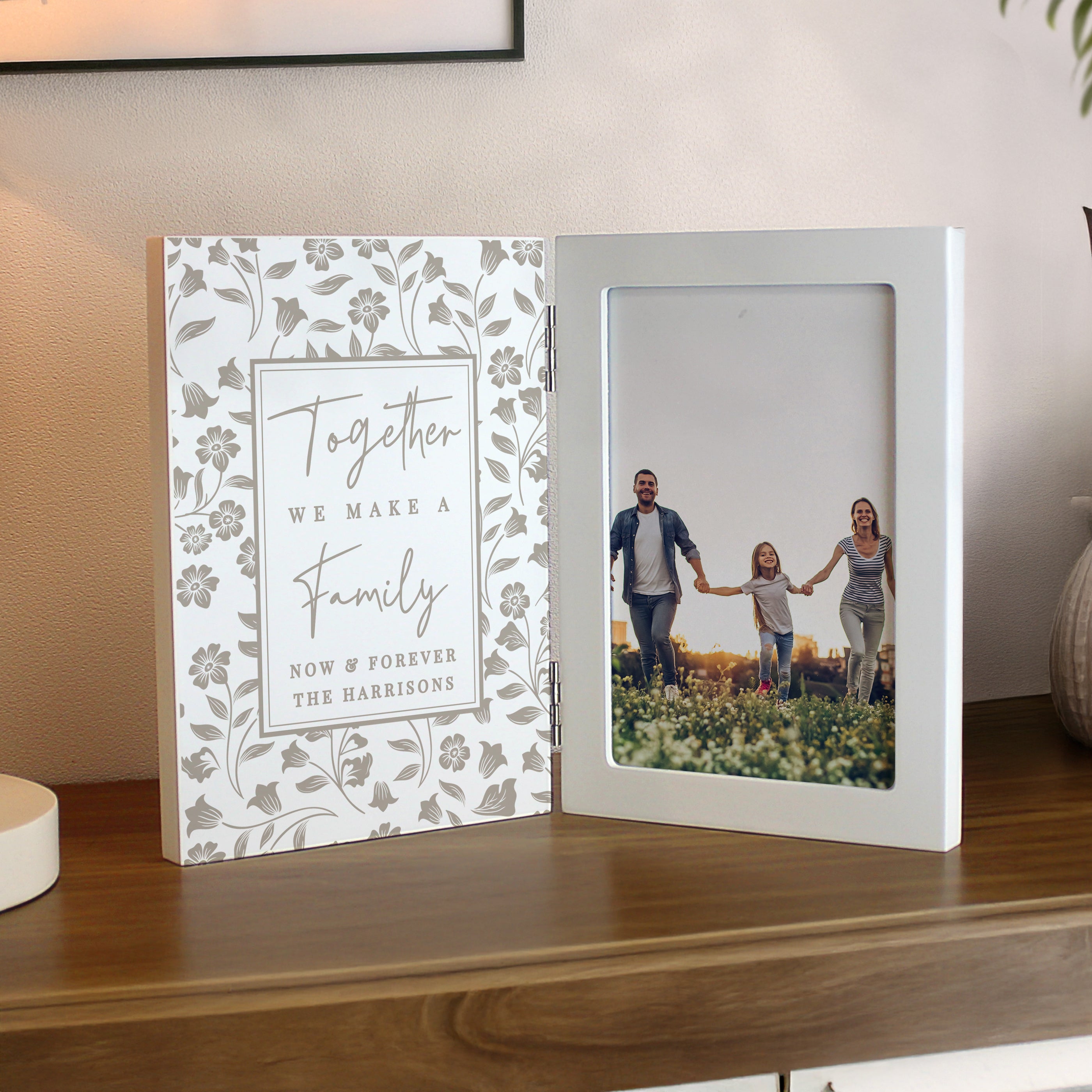 Photo Frames, Albums and Guestbooks Personalised Family Wooden Hinged 6x4 Photo Frame