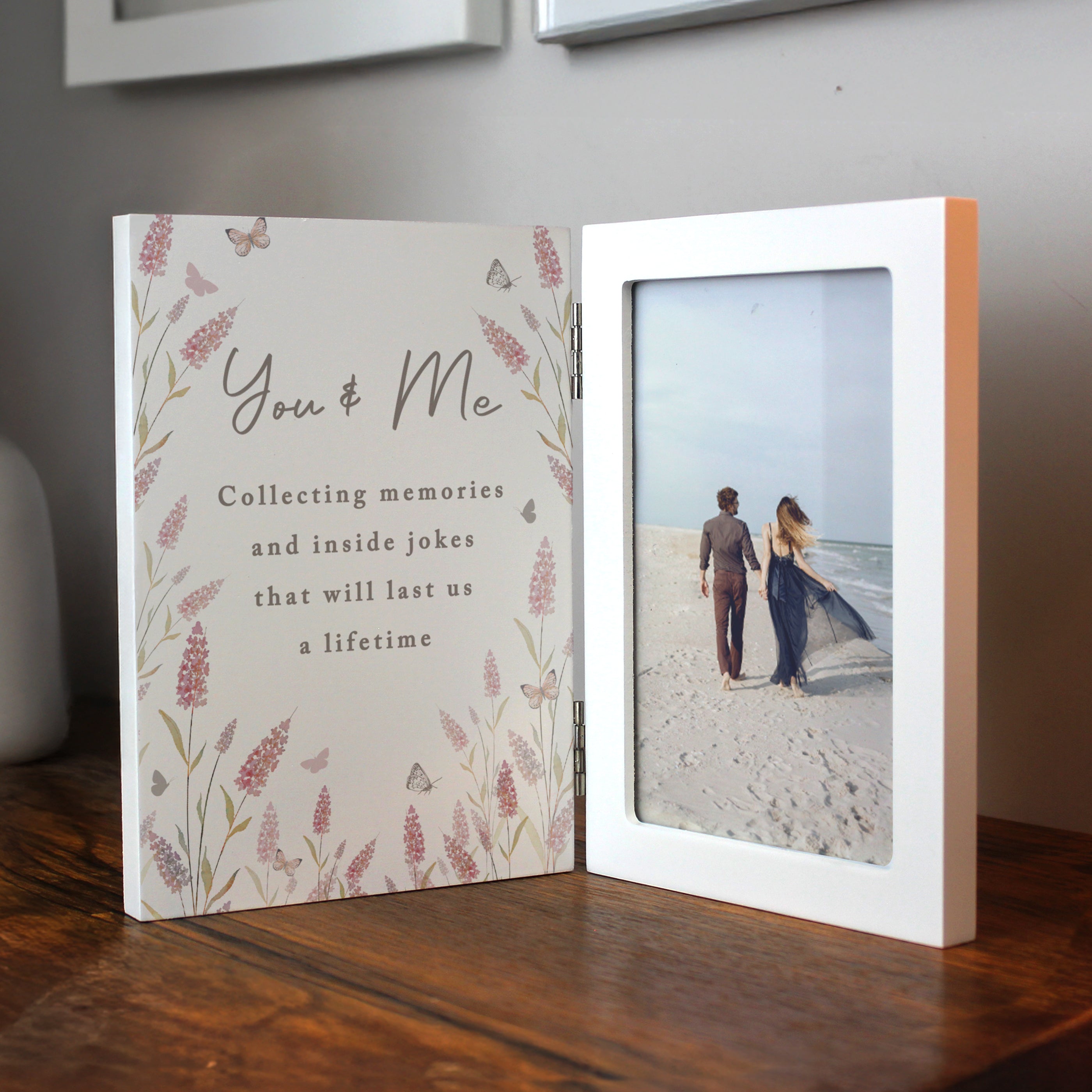 Photo Frames, Albums and Guestbooks Personalised Floral Wooden Hinged 6x4 Photo Frame