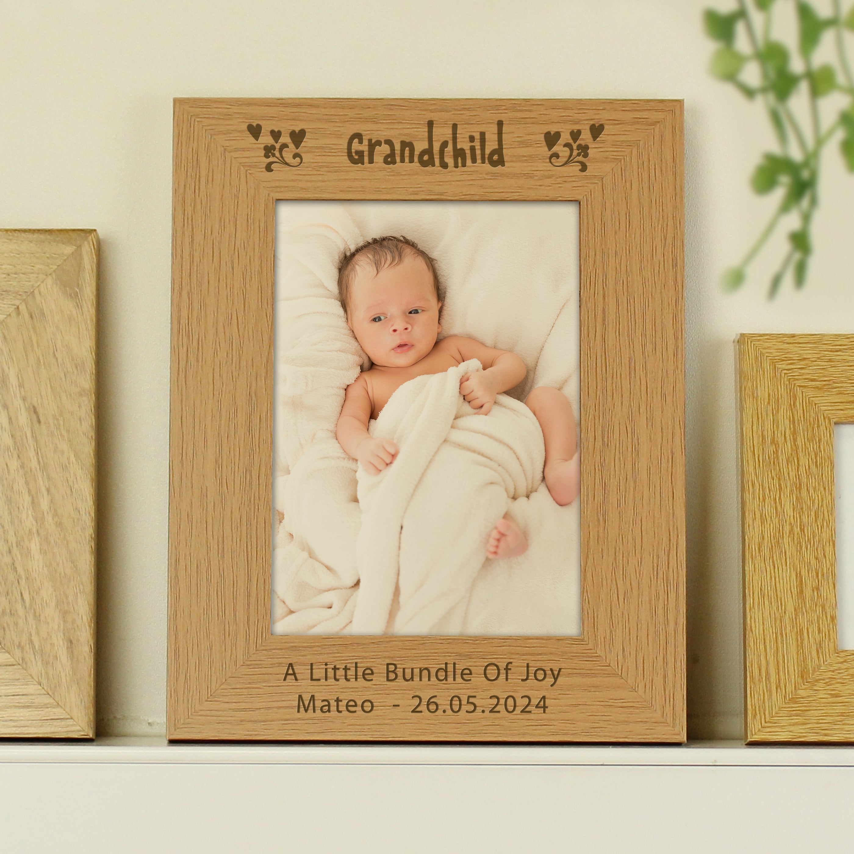 Photo Frames, Albums and Guestbooks Personalised Grandchild 5x7 Oak Finish Photo Frame