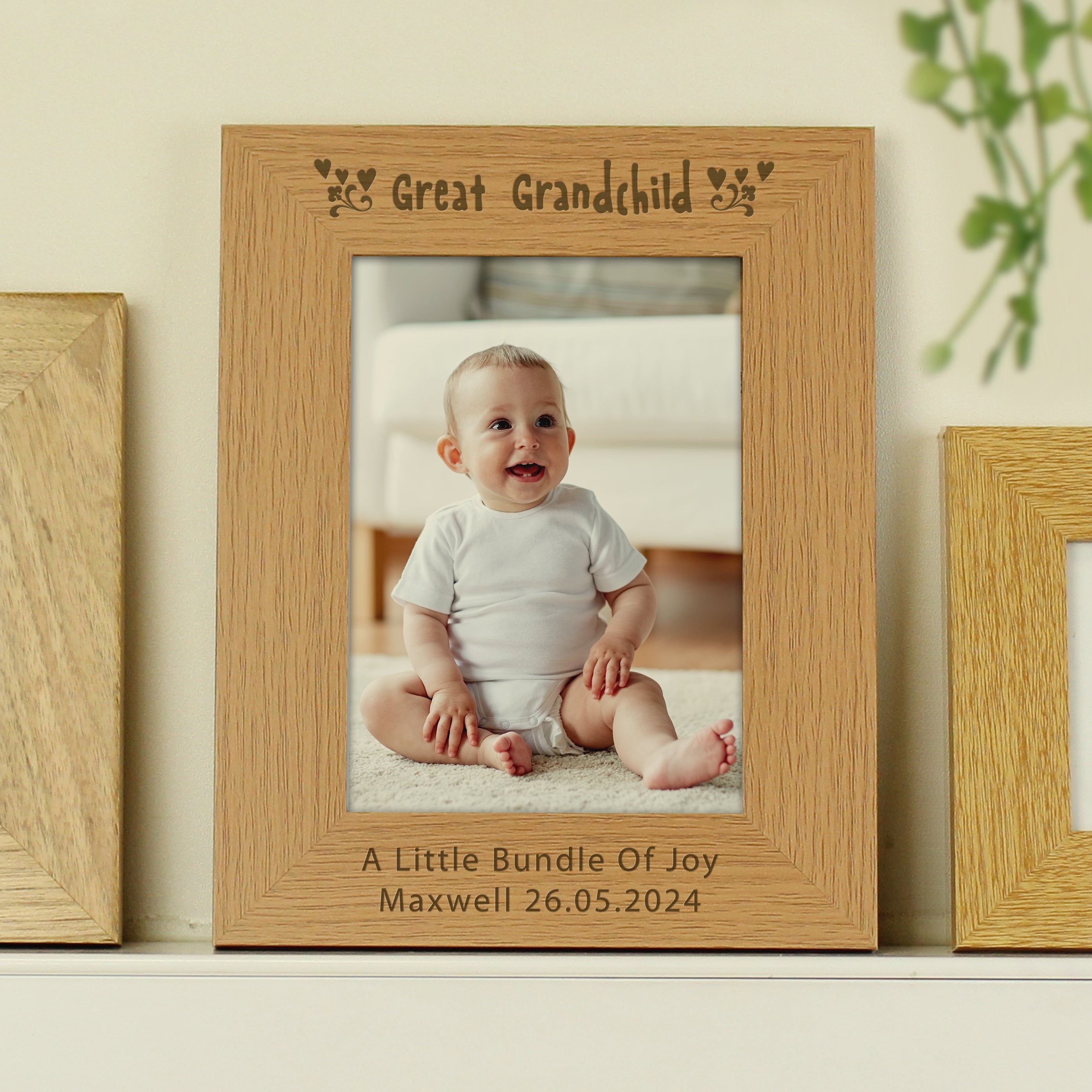 Photo Frames, Albums and Guestbooks Personalised Great Grandchild 5x7 Oak Finish Photo Frame