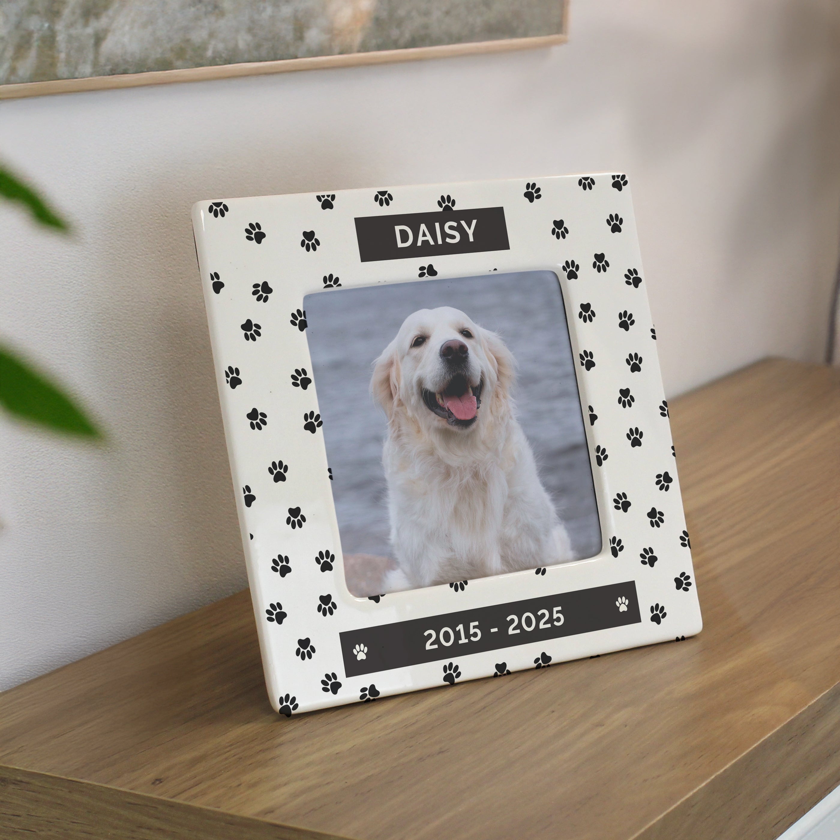 Photo Frames, Albums and Guestbooks Personalised Pet Paw Print Ceramic 4x4 Frame